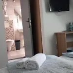 Bed & Breakfast Arnyas Panzio Godollo
