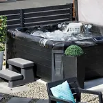 Arnyas Panzio Bed & Breakfast