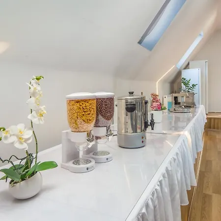 Alojamento de Acomodação e Pequeno-almoço árnyas Panzió 3*