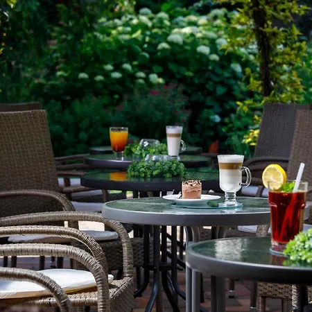 Arnyas Panzio Bed & Breakfast