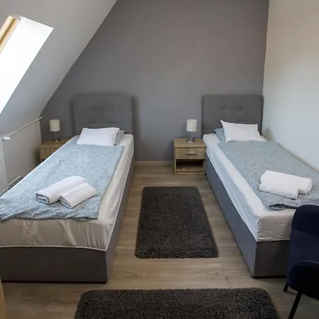 Arnyas Panzio 3* Gödöllő
