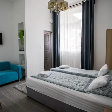 Arnyas Panzio Bed & Breakfast Godollo