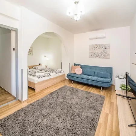 Arnyas Panzio Bed & Breakfast Godollo