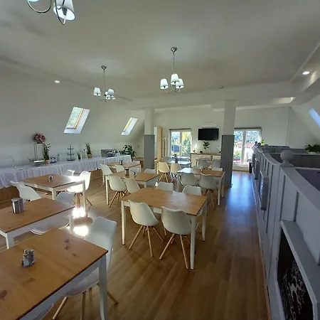 Arnyas Panzio Bed & Breakfast