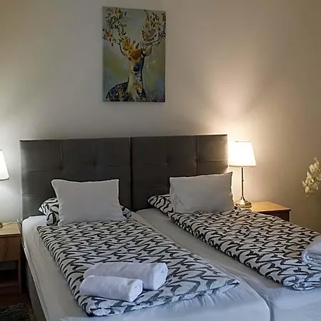 Arnyas Panzio 3* Gödöllő