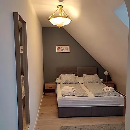 Arnyas Panzio Bed and Breakfast 3*