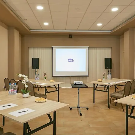 Alojamento de Acomodação e Pequeno-almoço árnyas Panzió Gödöllő